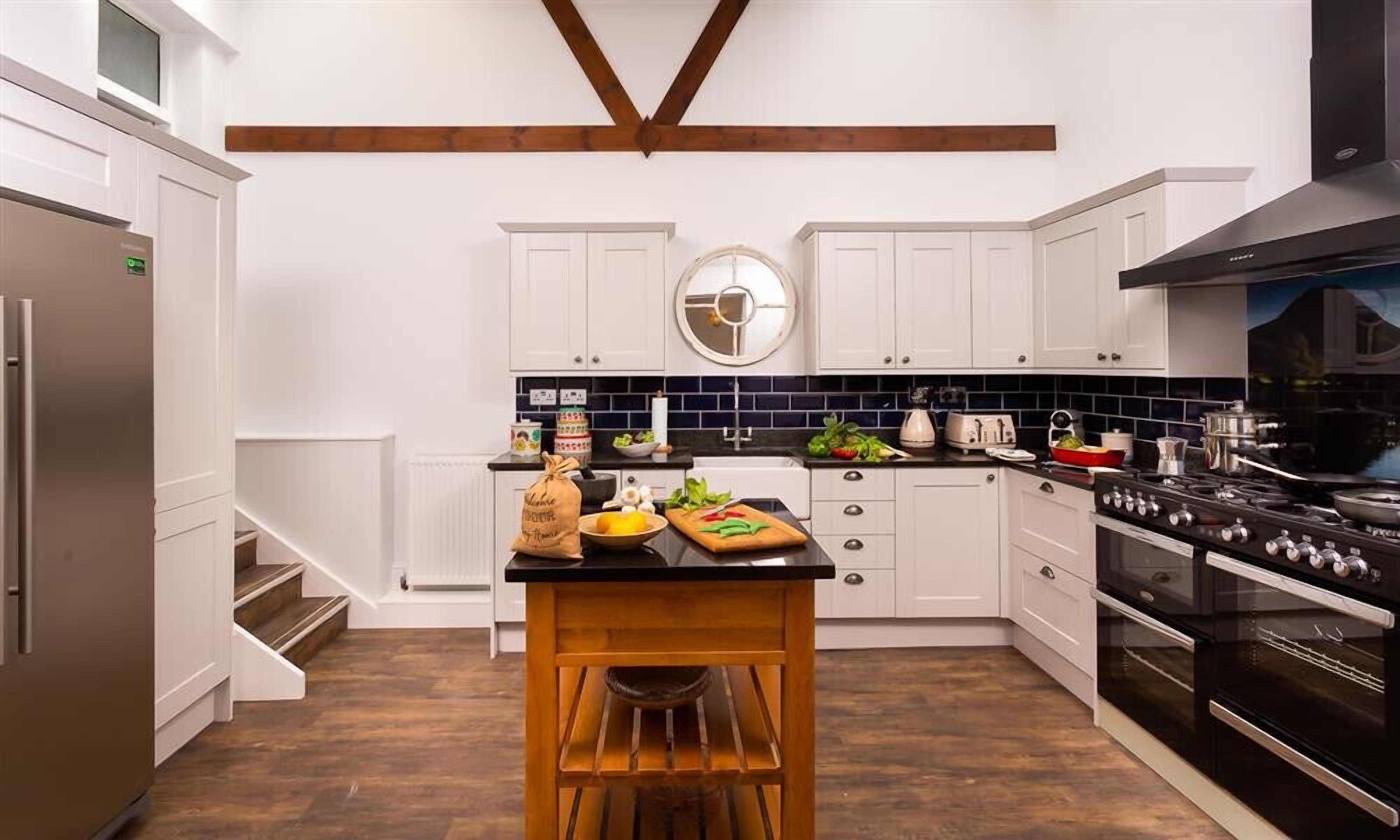 Réfrigérateur, lave-vaisselle