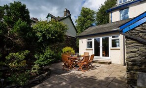 Property grounds - Ellerthwaite House (Windermere)
