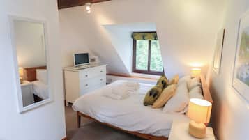 Cottage | Interior