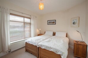 2 bedrooms, individually decorated, individually furnished - The Haven (Keswick)