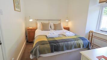 3 habitaciones, decoración personalizada y muebles diferentes