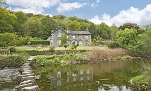Property grounds - Stepping Stones House (Ambleside)