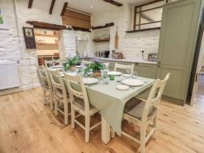 Dining - Stepping Stones House (Ambleside)