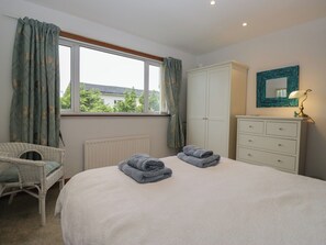 Cottage | Interior - Redwood (Ambleside)