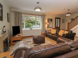 Cottage | Living area - Redwood (Ambleside)