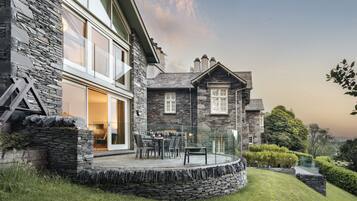 Casa de campo | Opções para refeição ao ar livre