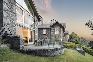 Cottage | Outdoor dining