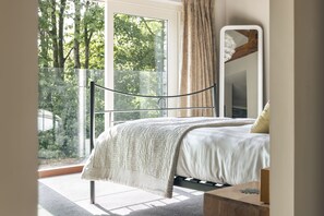 Cottage | Individually decorated, individually furnished, free WiFi