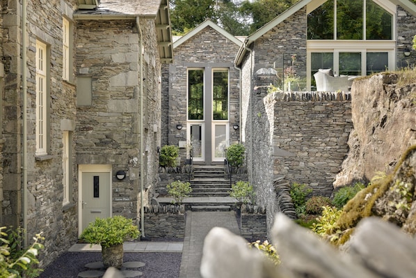Cottage | Exterior