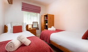 2 bedrooms, individually decorated, individually furnished, free WiFi - The Hayloft (Ambleside)