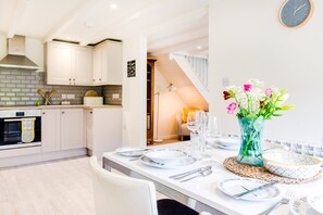 Cottage | Interior