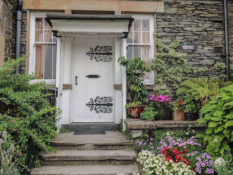 Interior. The Rockery Suite