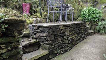 Cottage | Property grounds