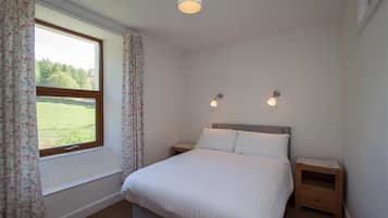 3 Schlafzimmer, individuell dekoriert, individuell eingerichtet