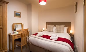 2 bedrooms, individually decorated, individually furnished, free WiFi