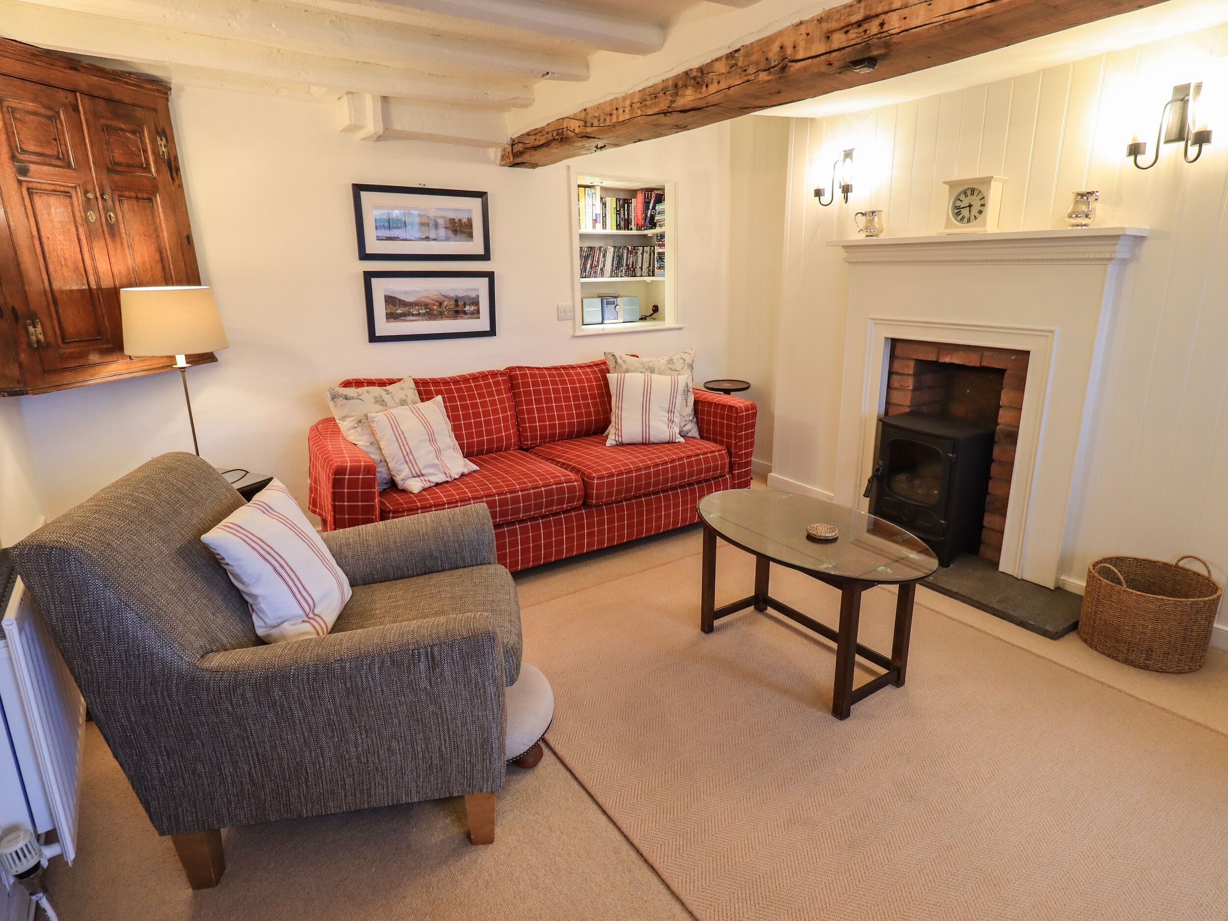 Cottage | Living area