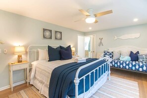 3 Schlafzimmer, Bügeleisen/Bügelbrett, WLAN, Bettwäsche