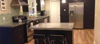7 Miles to Masters Tournament - Less Traffic - Sleeps 8