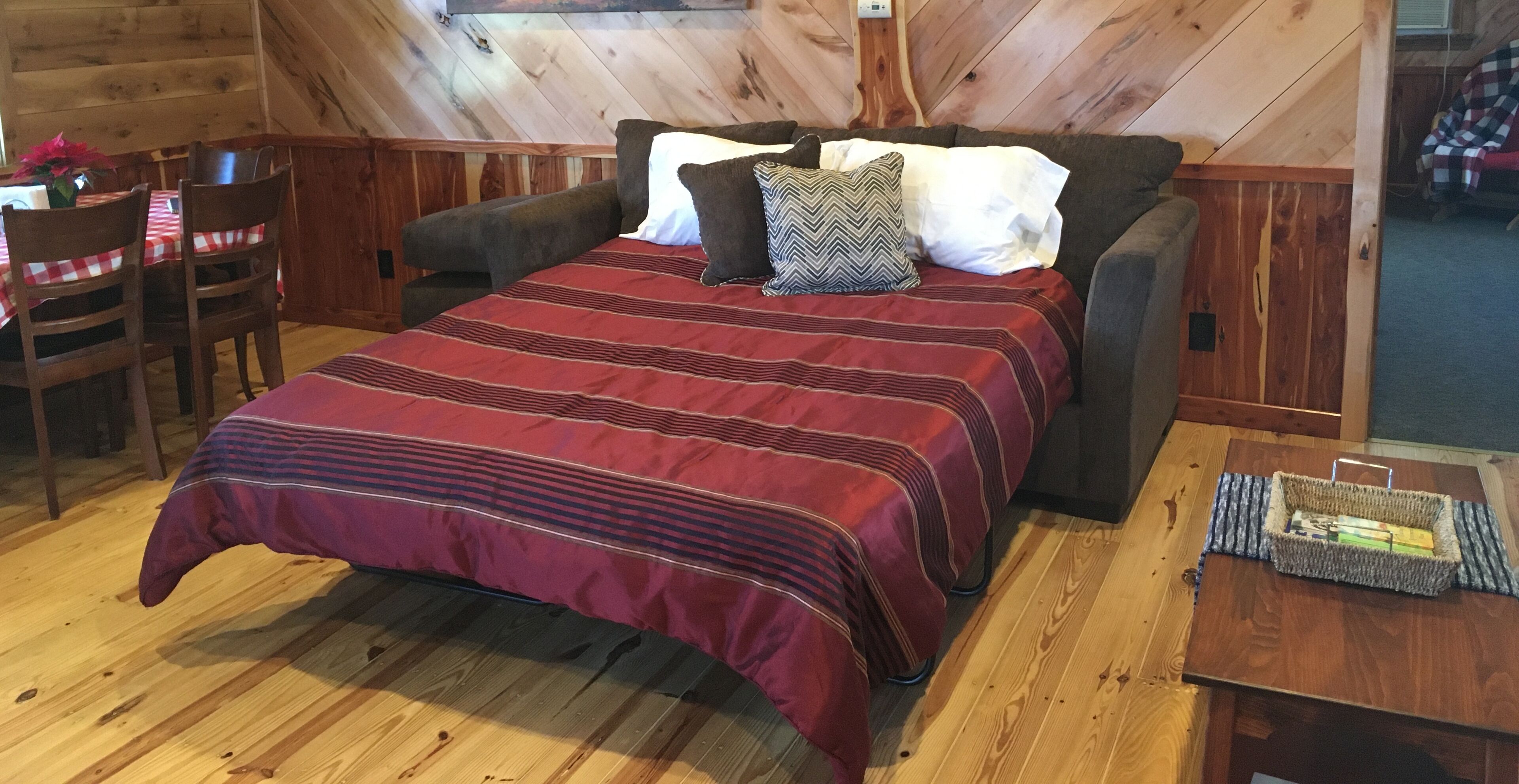 1 bedroom, iron/ironing board, bed sheets