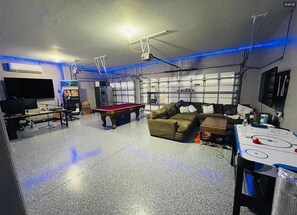 TV, fireplace, stereo, offices