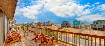 Semi-Oceanfront, Beach Access, Hot Tub & Pool Table