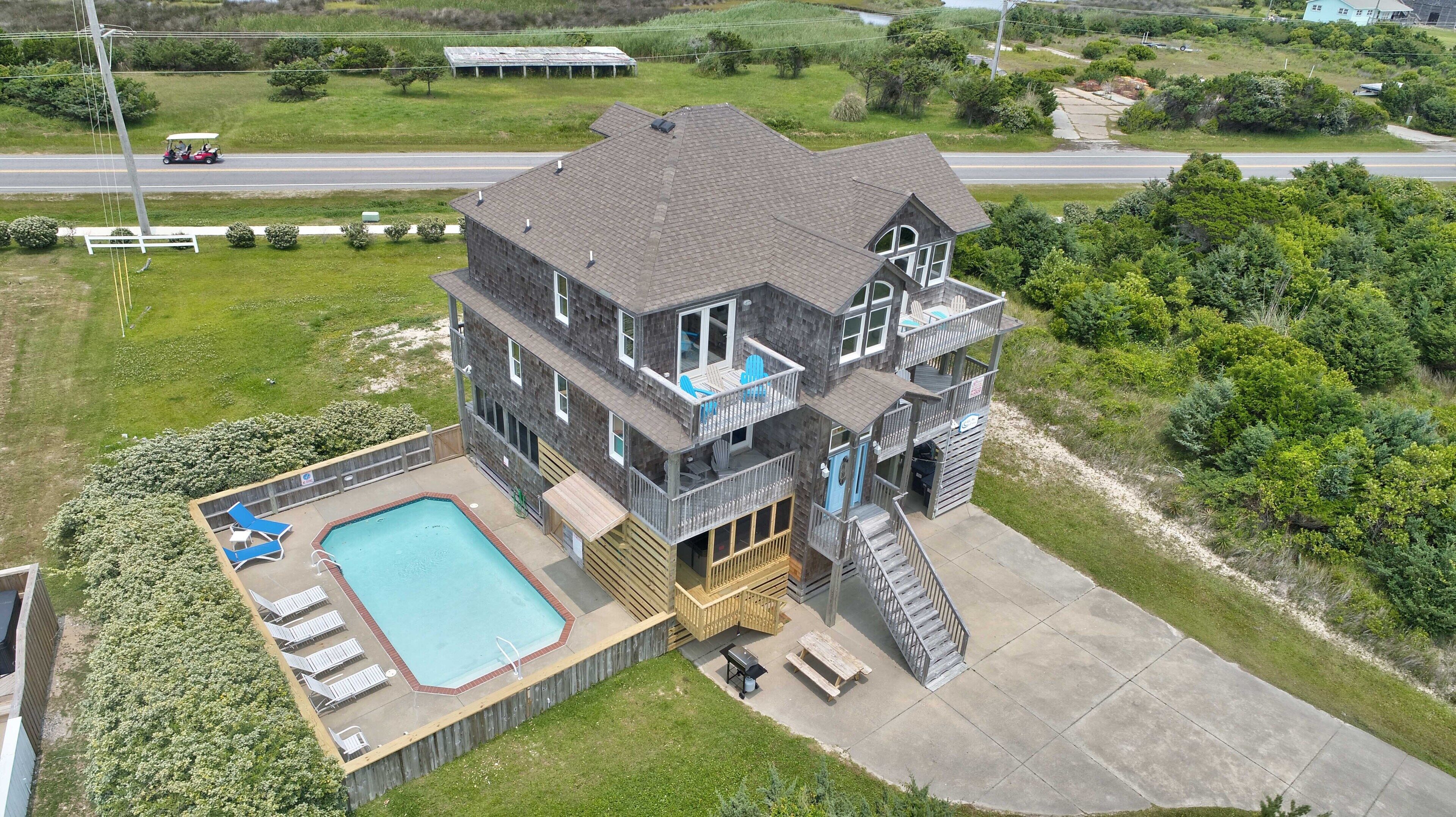 Oceanside, Dog-Friendly, Ocean & Sound Views, Private Pool, Hot Tub, Game Room