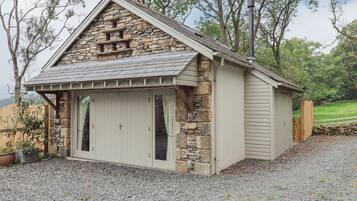 Cottage | Front of property