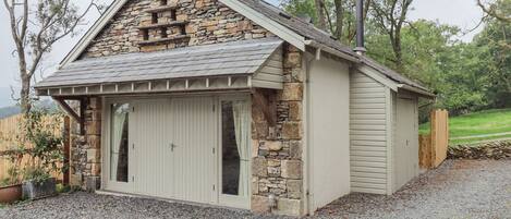 Cottage | Front of property