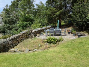 Cottage | Outdoor dining - Wythebank (Coniston)