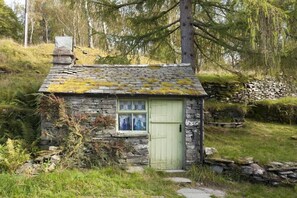 Exterior - Wythebank (Coniston)