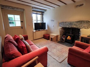 Cottage | Living area - Penny Red Cottage (Ambleside)