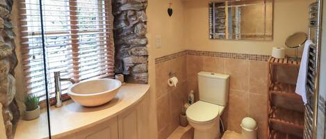 Cottage | Bathroom