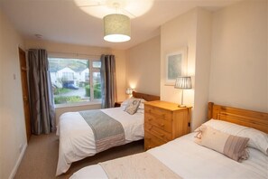 2 bedrooms, individually decorated, individually furnished, free WiFi - Little Brook (Ambleside)