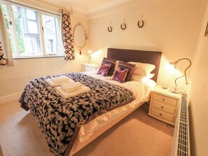 Cottage | 2 bedrooms, individually decorated, individually furnished, free WiFi