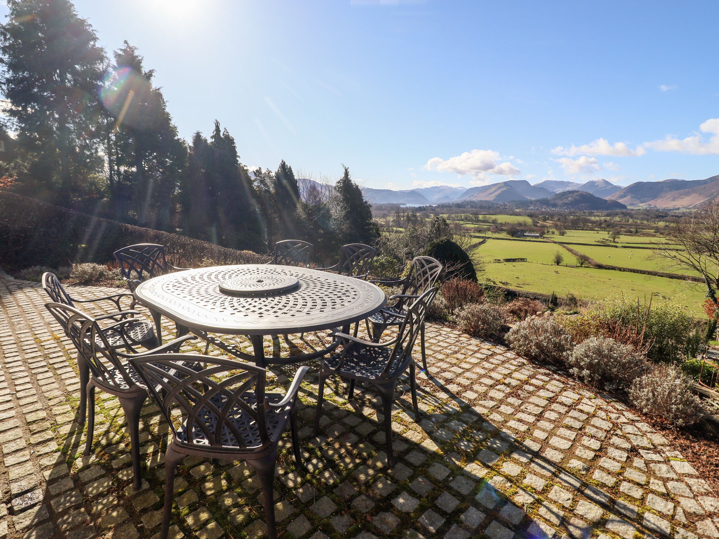 Cottage | Outdoor dining