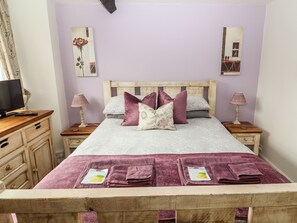 1 chambre, décoration personnalisée, ameublement personnalisé