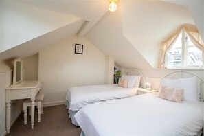 2 chambres, décor unique, ameublement unique, accès au Wi-Fi (inclus)