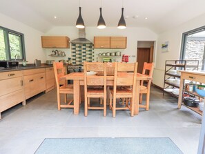 Casa de campo | Cozinha privada | Lava-louças, talheres/pratos/utensílios de cozinha