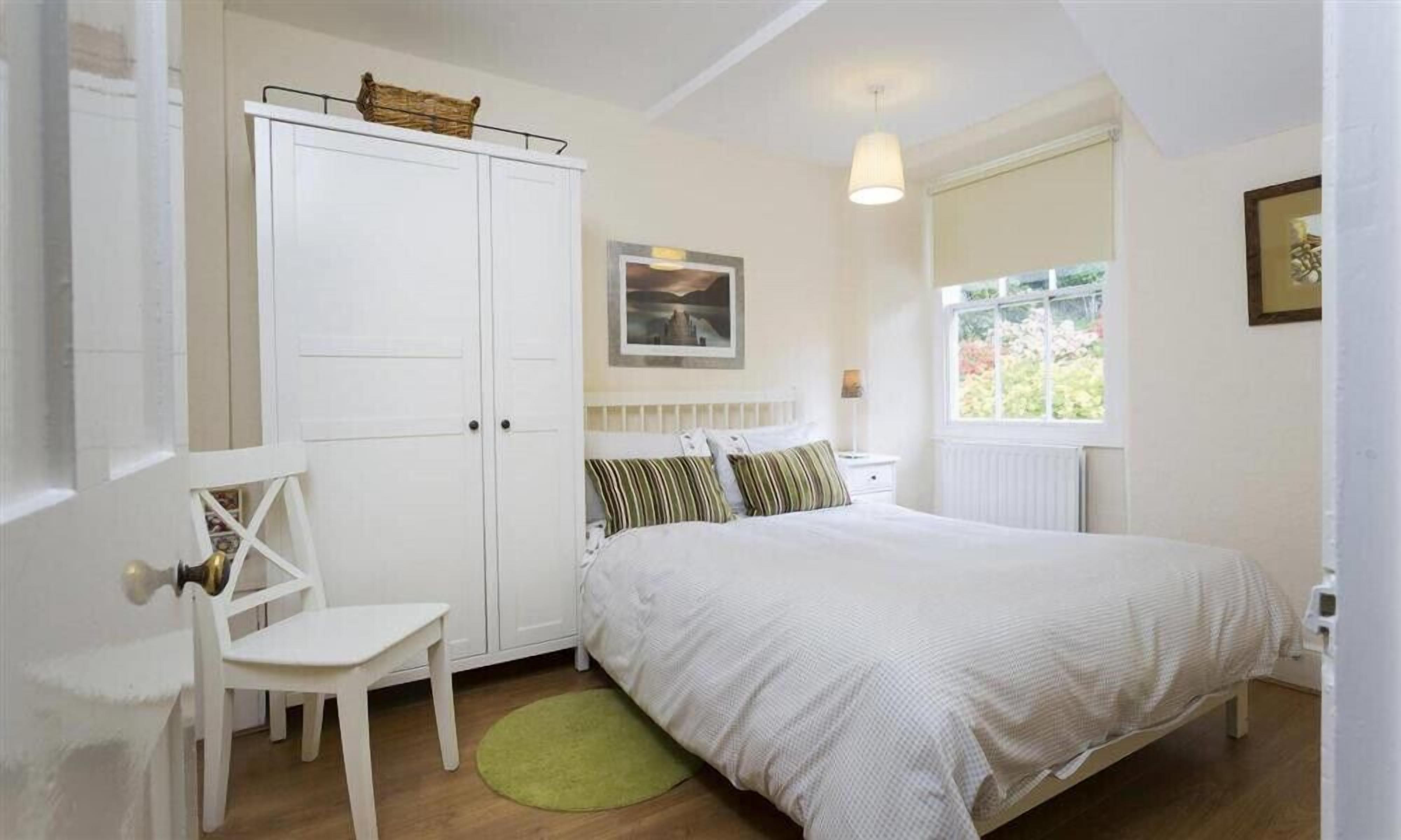 3 عدّة غرف نوم وبديكورات فريدة لكل غرفة وطراز فريد لكل وحدة