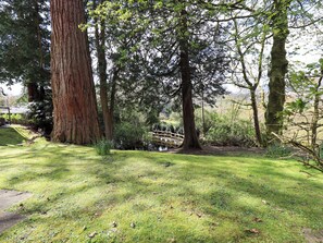 Cottage | Property grounds - Puddleduck (Ambleside)