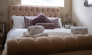 3 Schlafzimmer, individuell dekoriert, individuell eingerichtet