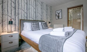 3 bedrooms, individually decorated, individually furnished, free WiFi