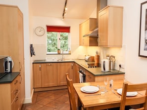 Fridge, dishwasher, cookware/dishes/utensils