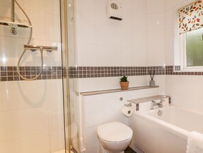 Bathroom - Fir Howe (Ambleside)