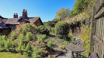Cottage | Buiten dineren