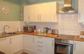 Dishwasher, cookware/dishes/utensils