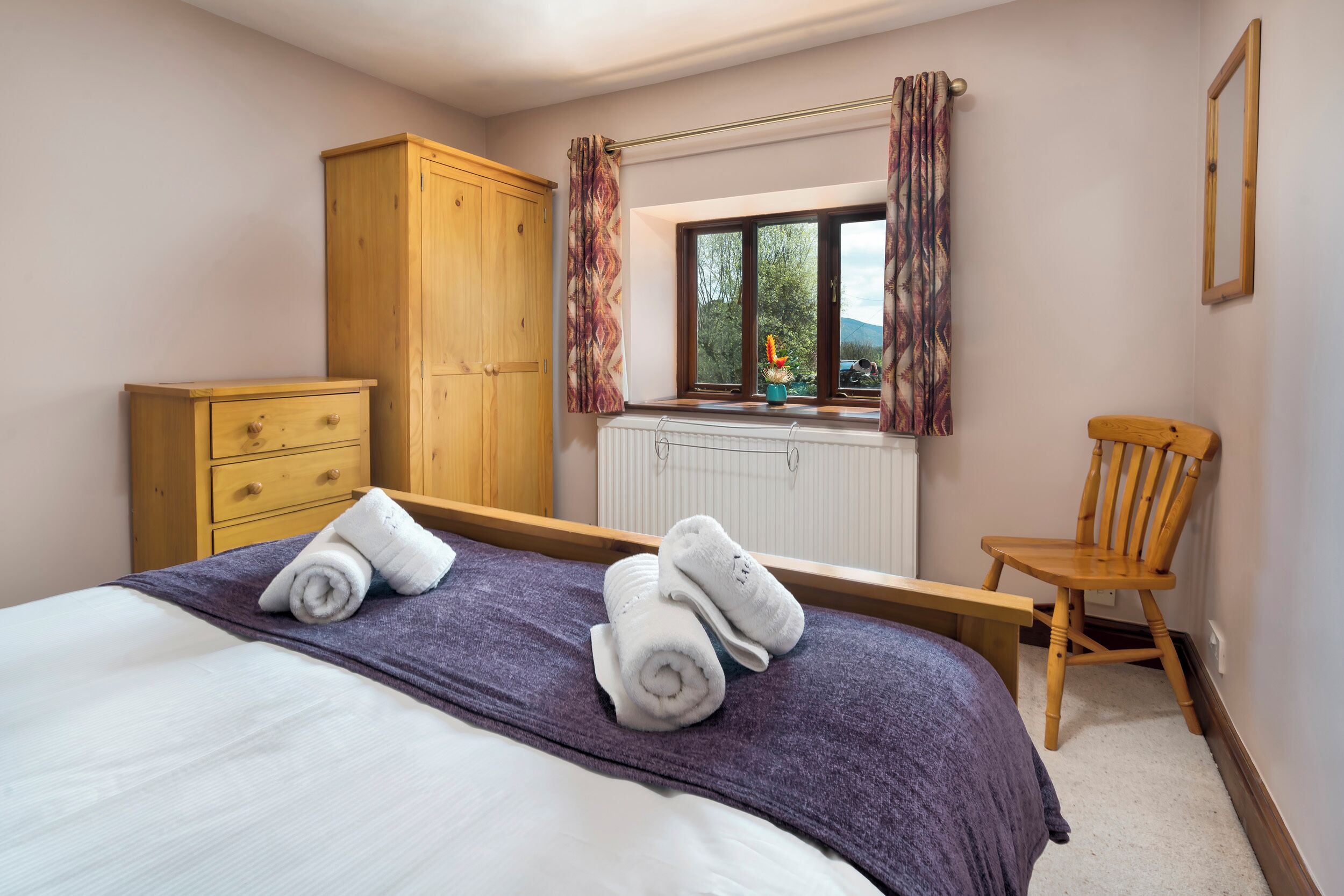 Cottage | 3 bedrooms, individually decorated, individually furnished, free WiFi