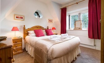 3 habitaciones, decoración personalizada y muebles diferentes