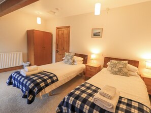 4 bedrooms, individually decorated, individually furnished, free WiFi - Millans Garth (Ambleside)