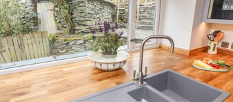 Weir Cottage